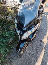 Suzuki Burgman 400