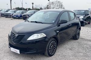 Lancia Ypsilon 1.2 69 CV 5 porte GPL Ecochic S Mom