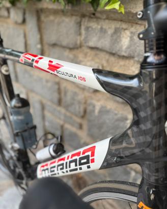 Bici da corsa Merdisa Scultura 105 Carbon