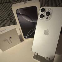 Iphone 16 Pro Max 256GB + Airpods 🎧📱
