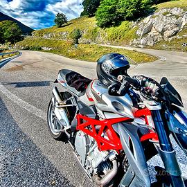 MV Agusta Brutale R 1090 - 2014