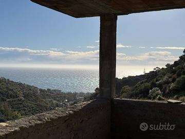 Villa di 210 m² con più di 5 locali a Bordighera