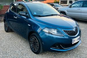 Lancia Ypsilon 1.0 FireFly 5 porte S&S Hybrid Silv