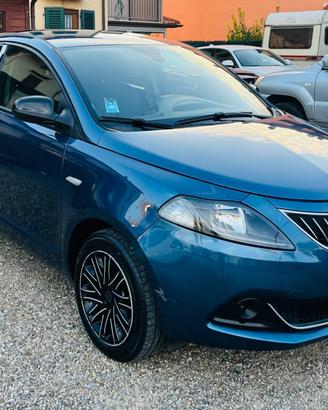 Lancia Ypsilon 1.0 FireFly 5 porte S&S Hybrid Silv