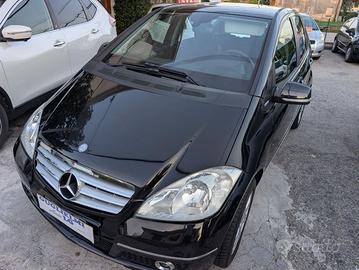 MERCEDES-BENZ A 160 BlueEFFICIENCY Avantgarde