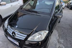 MERCEDES-BENZ A 160 BlueEFFICIENCY Avantgarde