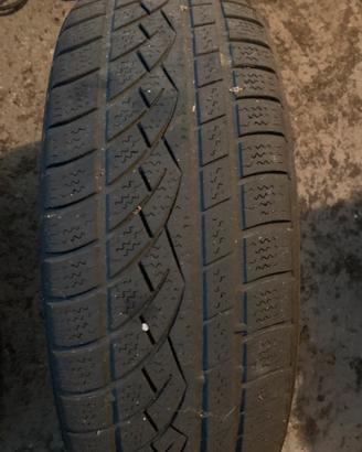 Gomma auto invernale