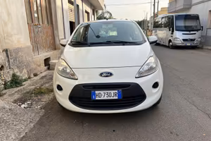 Auto Ford Ka banzina