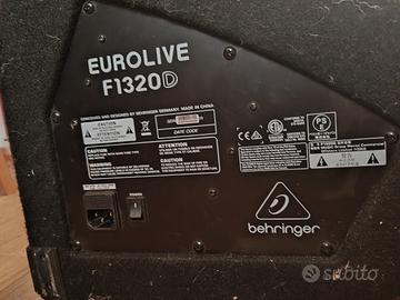 Monitor attivo Behringer Eurolive F1320D 300Wnnn
