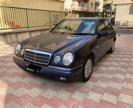 Mercedes Classe E 2000 Kompressor