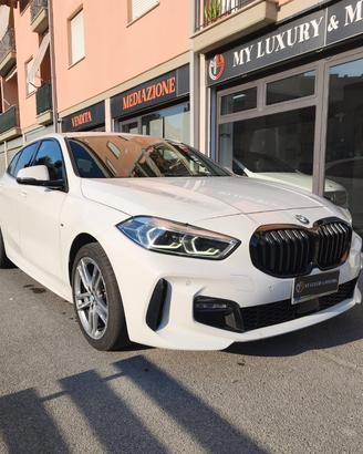 BMW 116d AUT MSPORT 2022*82.000KM