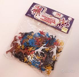 BUSTA HONG KONG - COWBOYS INDIANS HORSES