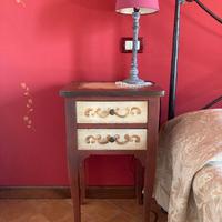 Coppia comodini stile provenzale