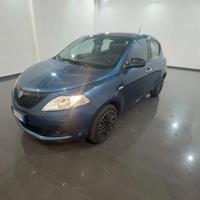Lancia Ypsilon 1.0 FireFly 5 porte S&S Hybrid Gold