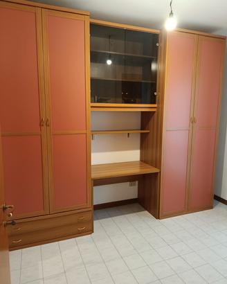 cameretta con letto a scomparsa