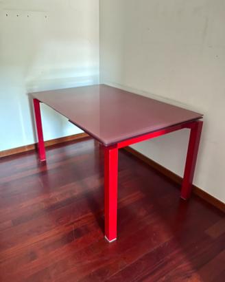 Tavolo rosso