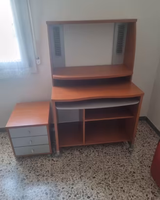 scrivania porta pc + cassettiera
