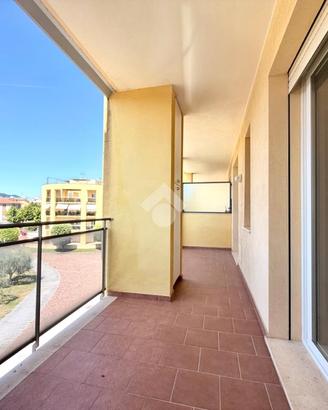 2 LOCALI A ALBENGA