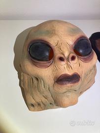 Maschera alieno lattice
