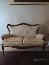 divano due posti  stile Luigi XV