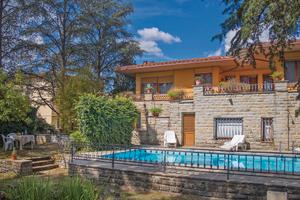 VICCHIO Villa MQ 550 OLTRE PARCO PISCINA