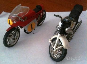 Mv agusta agostini e moto guzzi v7 sp scal 1:24