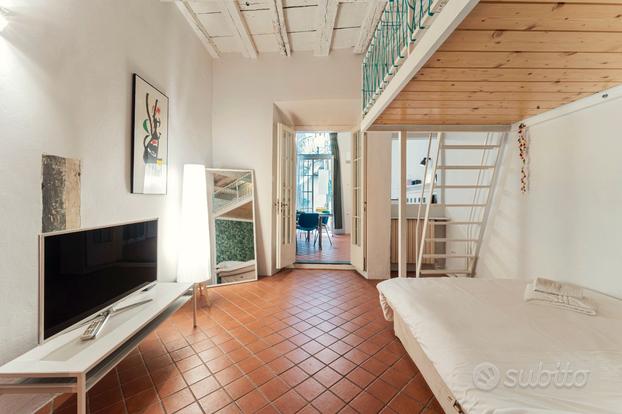 Privato affitta LOFT Zona Santo Spirito