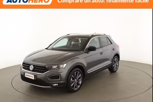 VOLKSWAGEN T-Roc LY81818