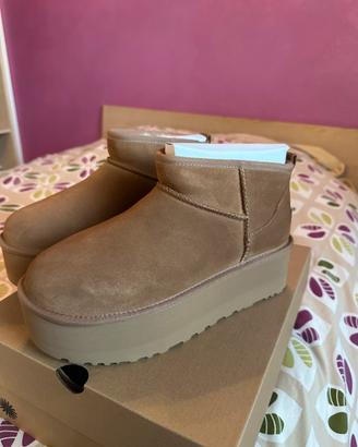 Ugg W Classic Ultra Mini Platform tg. 40
