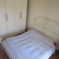 Letto in metallo bianco con materasso IKEA Luröy