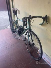 Bicicletta da corsa Bianchi in carbonio