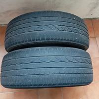 Due gomme usate per autovettura 195-55-R 16-H 87