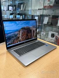 Notebook Hp 470 G8 17.3 pollici i7 di 16ram 512ssd