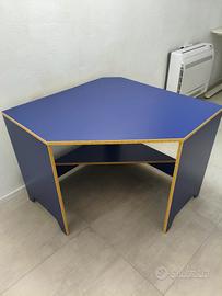 scrivania angolare Ikea 