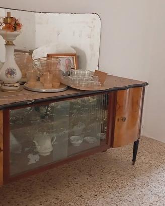 contro mobile antico 