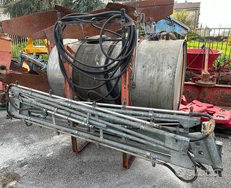 Botte per diserbo zincata marca Carpi da 600 litri