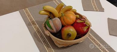 Composizione frutta artificiale realistica