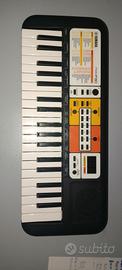 Tastiera Yamaha PSS-F30 