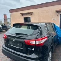 Ricambi nissan qashqai 2015