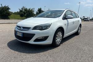 Opel Astra 1.7 CDTI 110CV Sports Tourer Cosmo