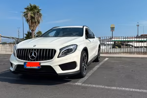 Mercedes GLA 200 Premium AMG Night Edition