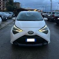 Toyota Aygo Connect 1.0 VVT-i 72 CV 5 porte x-cool