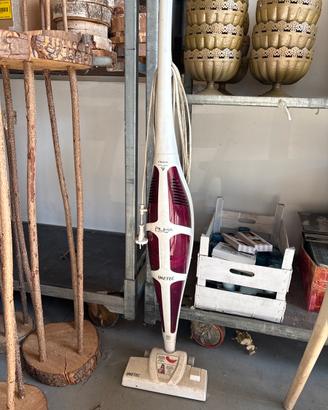 Scopa elettrica con filo