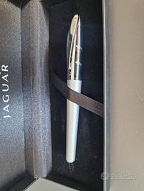 Penna stilografica Jaguar con cofanetto