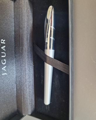 Penna stilografica Jaguar con cofanetto
