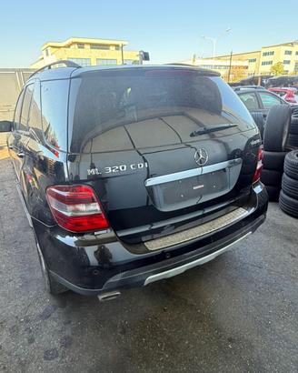 PORTELLONE BAULE MERCEDES ML W164 320 CDI