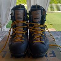 Scarponi da montagna