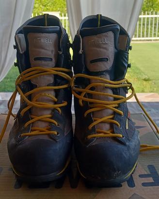 Scarponi da montagna