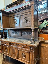 credenza in stile rinascimento anni 20/30 d'epoca