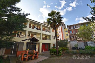 CASA SEMINDIPENDENTE A IVREA